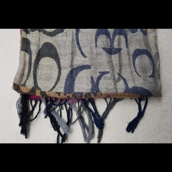⭐️RARE Coach Multicolor Scarf - Picture 3 of 6